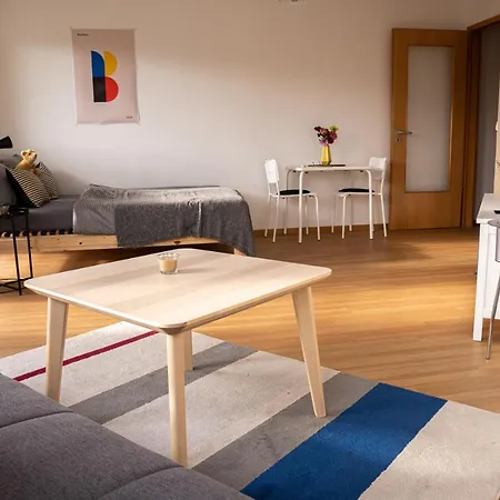 Full House - Kornhauspremium - Balkon, Wifi * Dessau-Rosslau