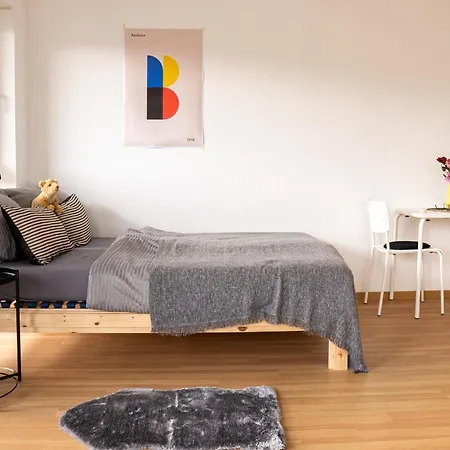 Full House - Kornhauspremium - Balkon, Wifi * Dessau-Rosslau