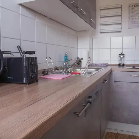 Full House - Kornhauspremium - Balkon, Wifi Dessau-Rosslau